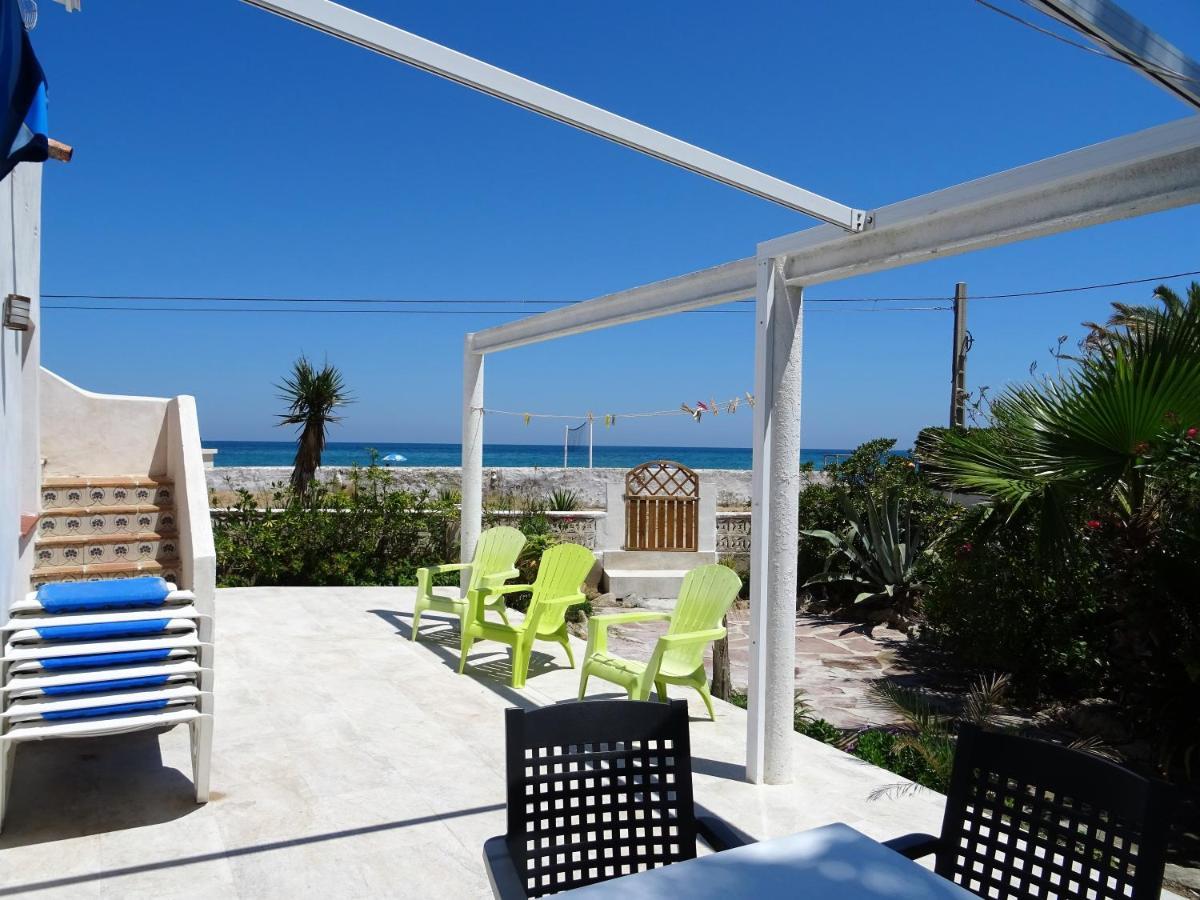 Villa At Seafront With Private Garden-655 데니아 외부 사진